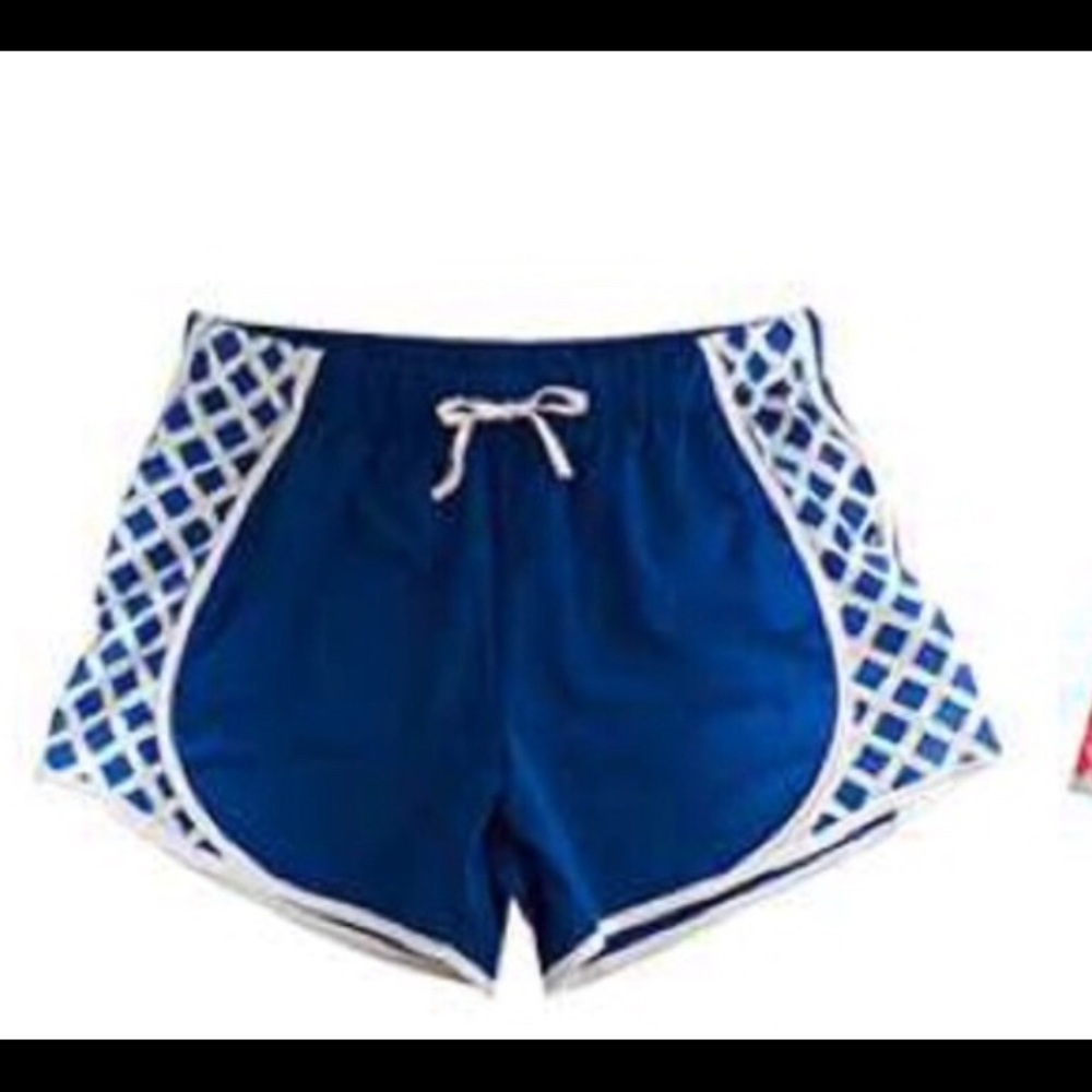 Pull on shorts